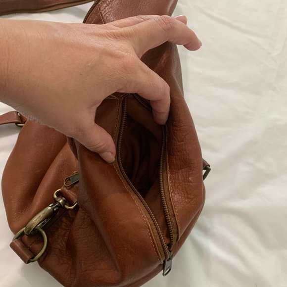 Genuine Leather Made In Colombia Backpack. - Picture 12 of 16